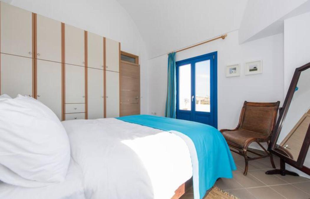 Santorini Traditional Suites Vothon Exterior photo