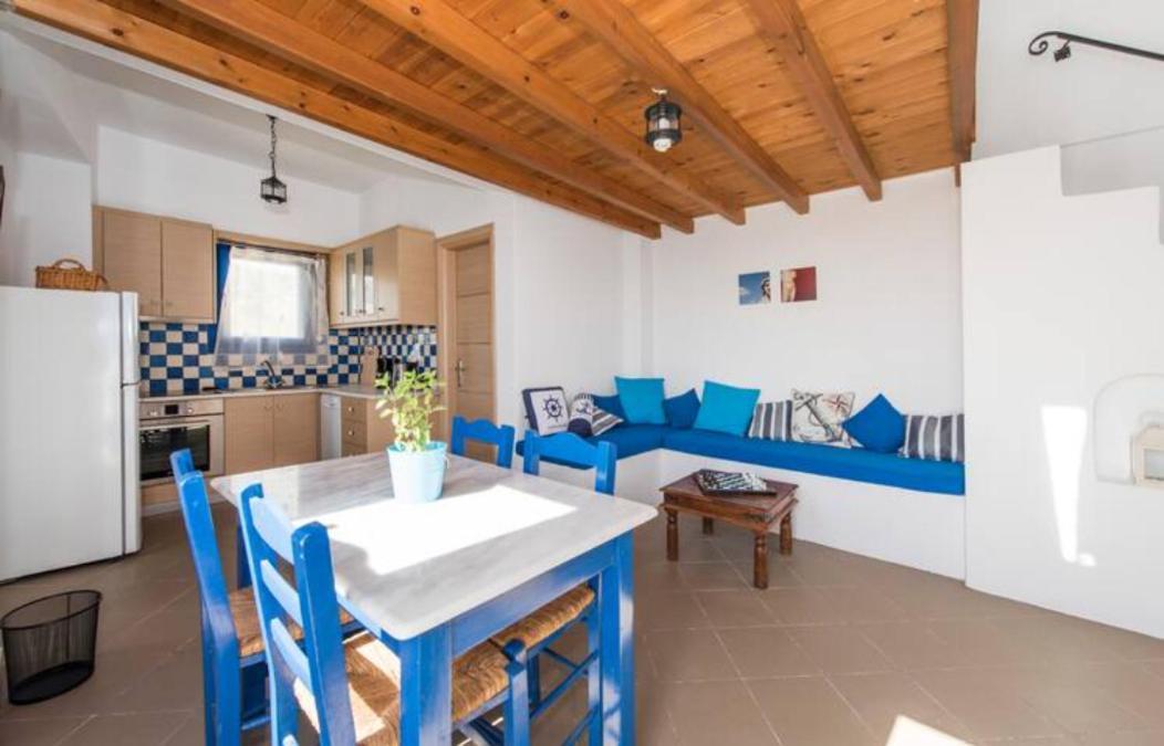Santorini Traditional Suites Vothon Exterior photo
