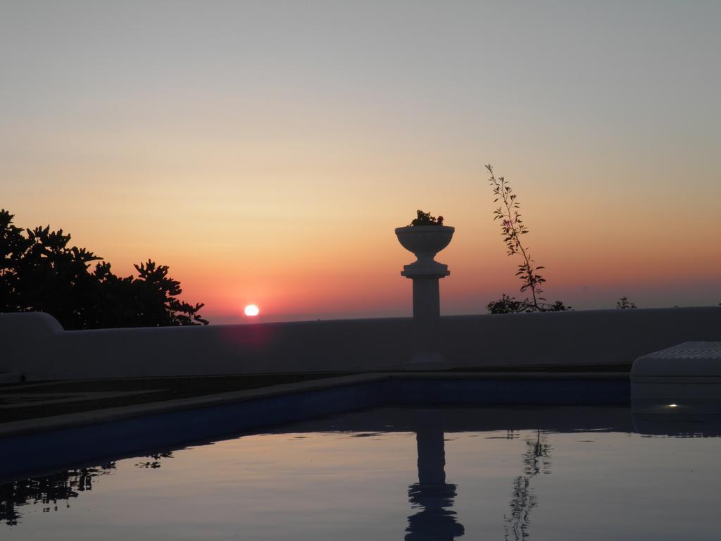 Santorini Traditional Suites Vothon Exterior photo